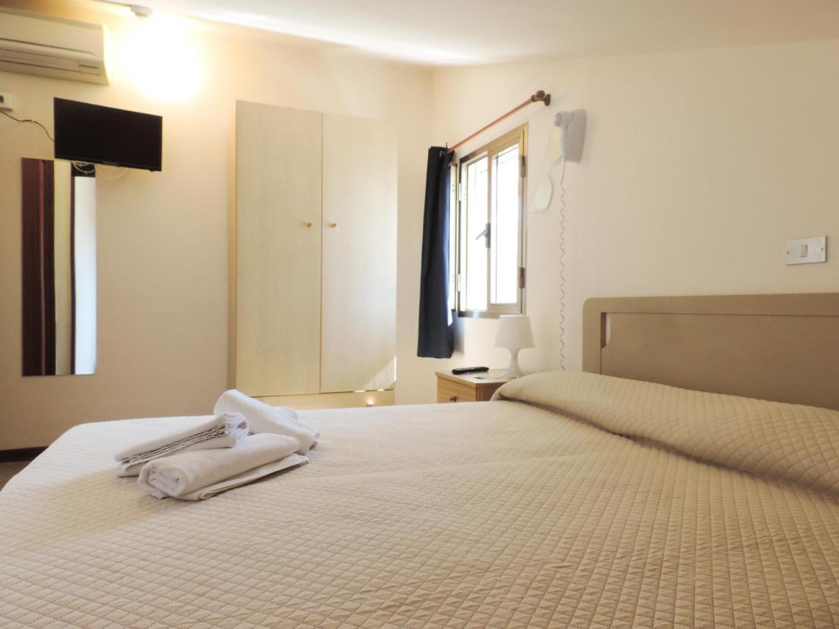 Hotel Saturno Lido di Jesolo Exterior photo